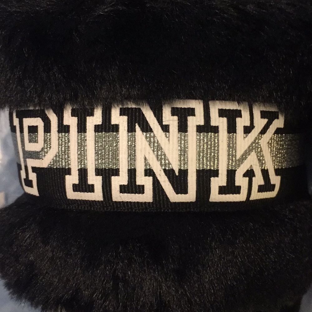 Victoria’s Secret Pink Logo Slippers. - Picture 7 of 7